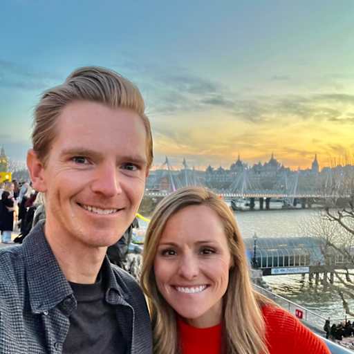 Profile image for pet sitters Ashley & Travis