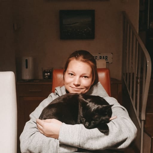 Profile image for pet sitter Jennifer