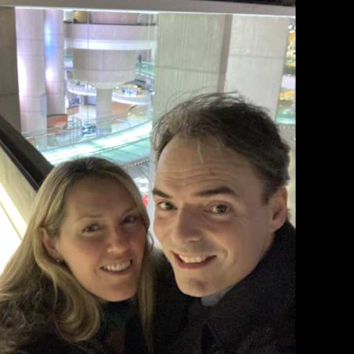 Profile image for pet sitters Katherine & Eric