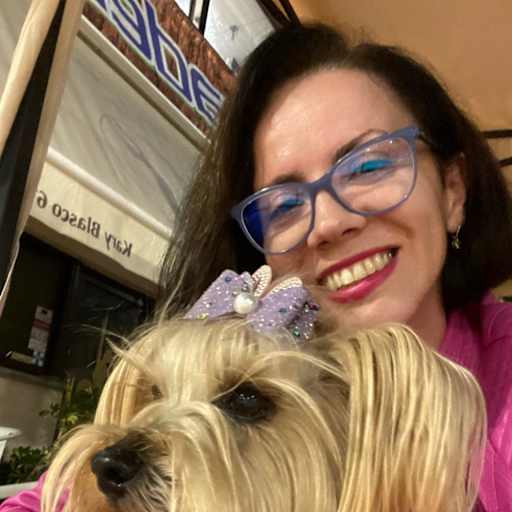 Profile image for pet sitter Lavinia