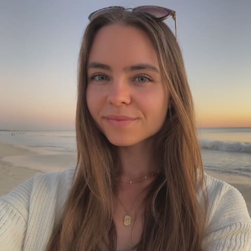 Profile image for pet sitter vanessa