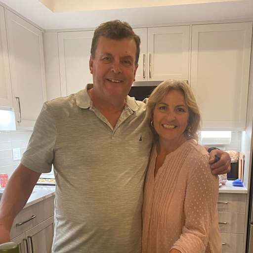 Profile image for pet sitters Taryn & Rick