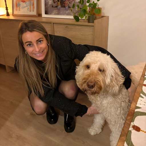 Profile image for pet sitters Lisa & Iris