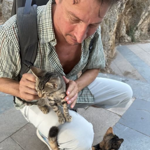 Profile image for pet sitters Joe & Sølvi Anita