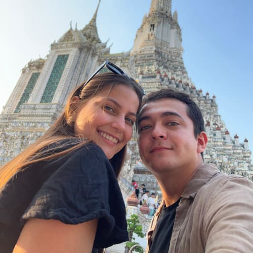 Profile image for pet sitters Andres Felipe & Giselle Smith