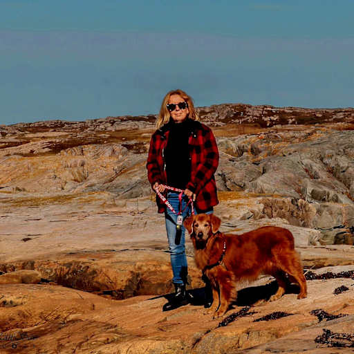 Profile image for pet sitter Debbie