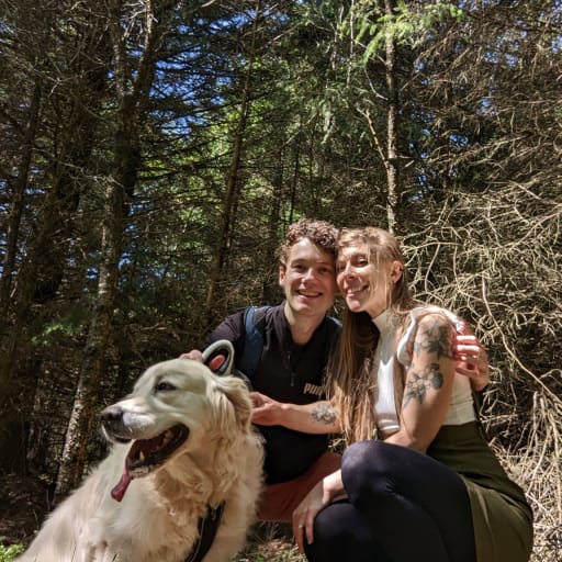 Profile image for pet sitters Alyssa & Nicholas