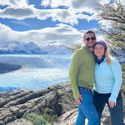 Profile image for pet sitters Celina & Miguel