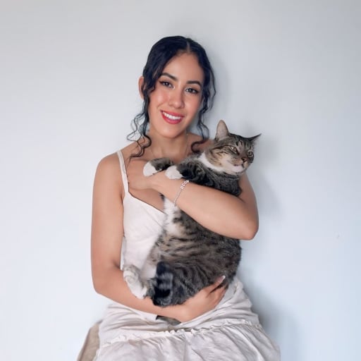 Profile image for pet sitter Paulina Fernanda