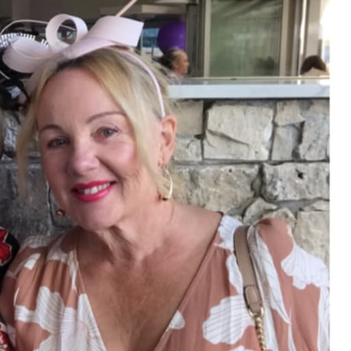 Profile image for pet sitter Glenys