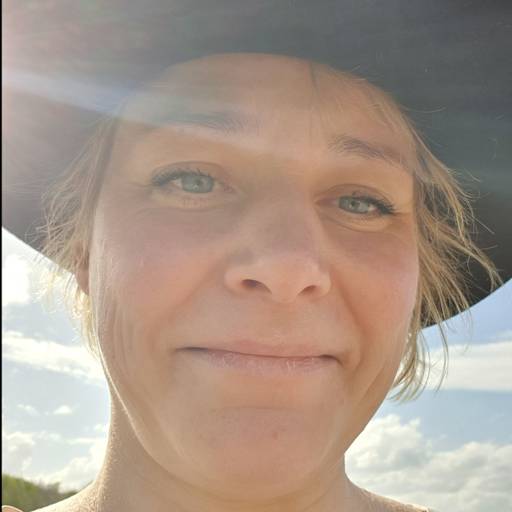Profile image for pet sitter Theresa