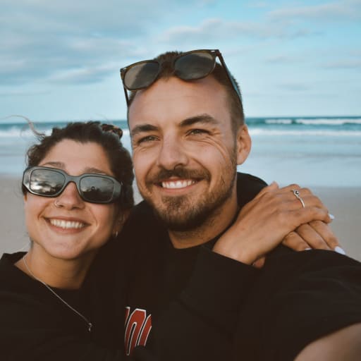 Profile image for pet sitters Jesse & Micaela 
