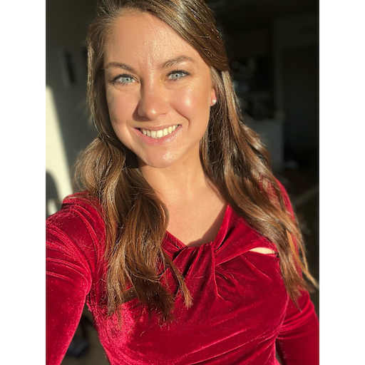 Profile image for pet sitter Linds