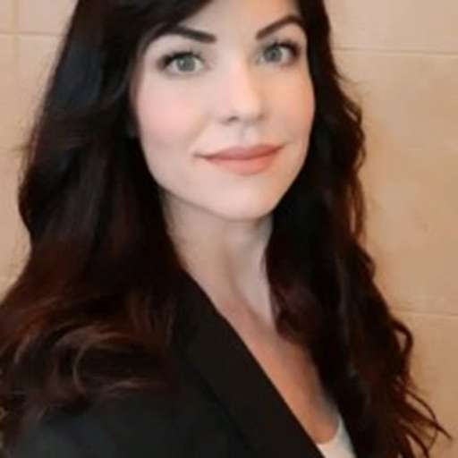 Profile image for pet sitter Emma