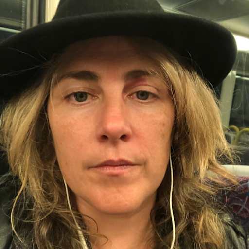 Profile image for pet sitter Naomi