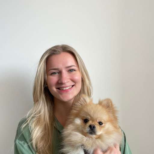 Profile image for pet sitter Maja