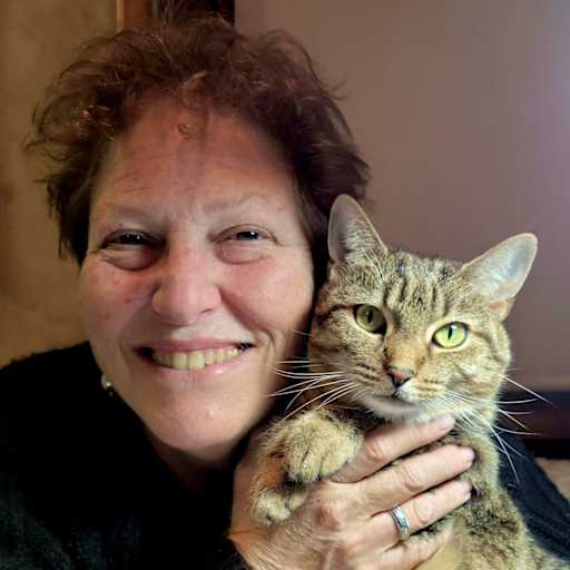 Profile image for pet sitter Marla