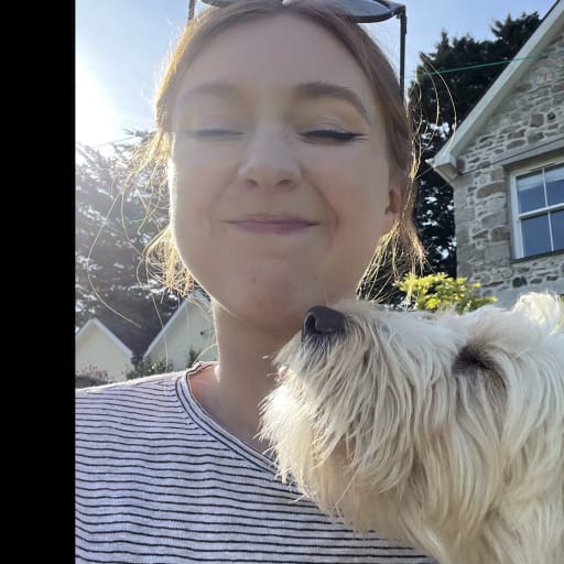 Profile image for pet sitter Verity