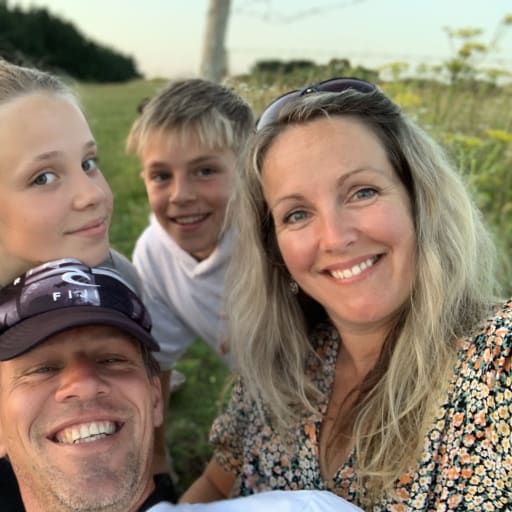 Profile image for pet sitters Sarah & Ed