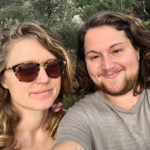 Profile image for pet sitters Josette & Leo