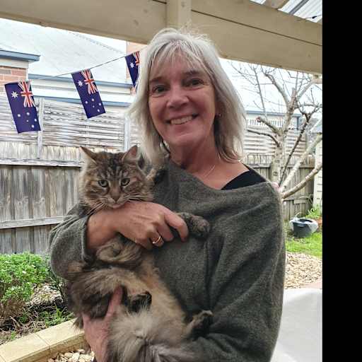 Profile image for pet sitter Julie