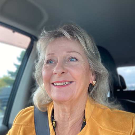 Profile image for pet sitter Sylvia