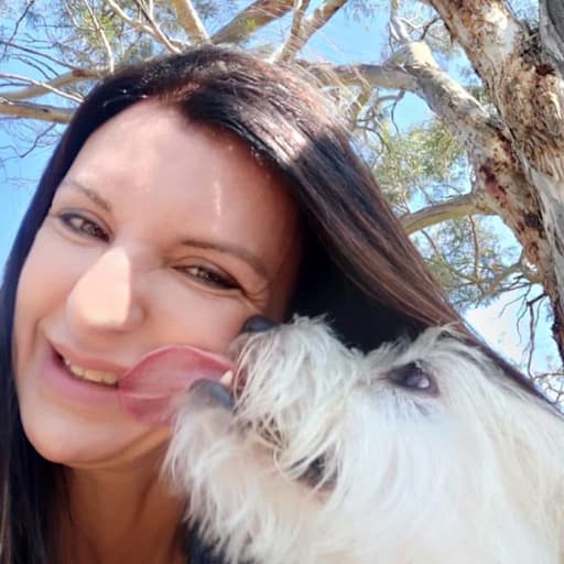 Profile image for pet sitter Sonya