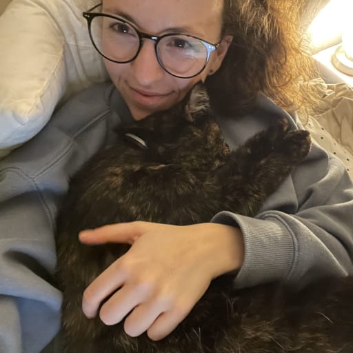 Profile image for pet sitter Lena