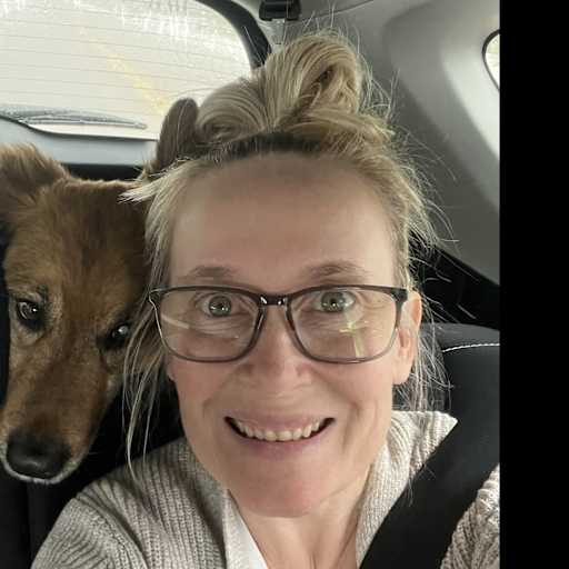 Profile image for pet sitters Katie & Craig