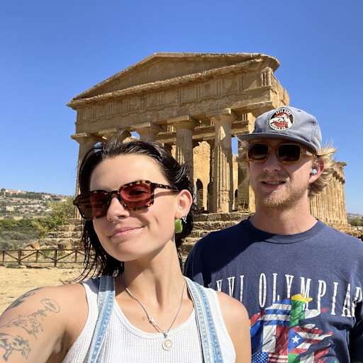 Profile image for pet sitters Valerie & Nick