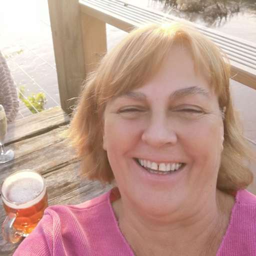 Profile image for pet sitter Tara