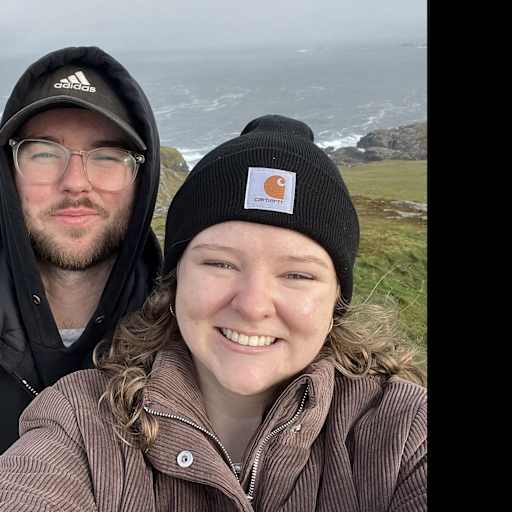 Profile image for pet sitters Cindy & Emmet
