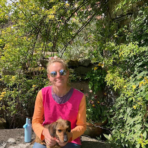 Profile image for pet sitter lily