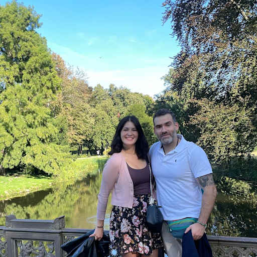 Profile image for pet sitters Alexandra & Daniel