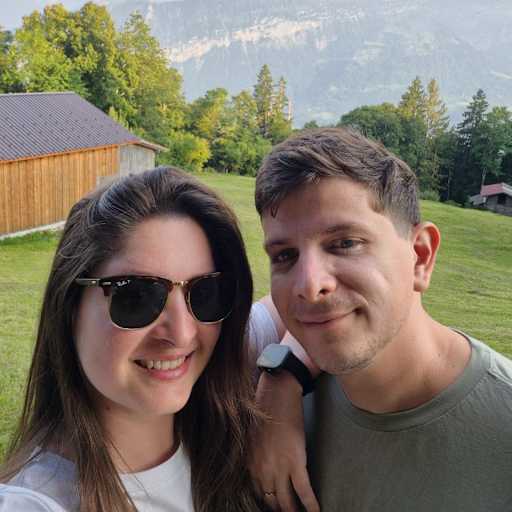 Profile image for pet sitters Tamara & Federico