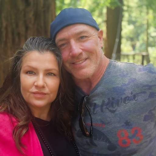 Profile image for pet sitters Denny and Jessie & Jessica