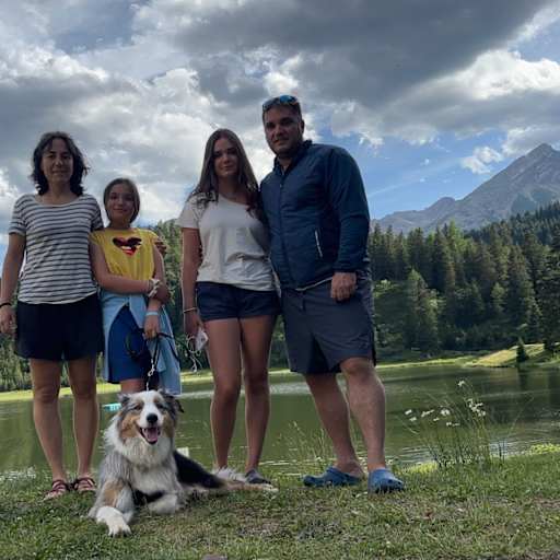 Profile image for pet sitters Ruty & Juan