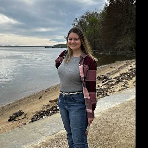 Profile image for pet sitter Abigail