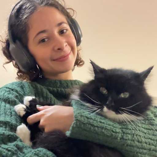 Profile image for pet sitters Julia & Alina