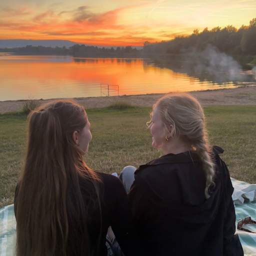 Profile image for pet sitter Meline