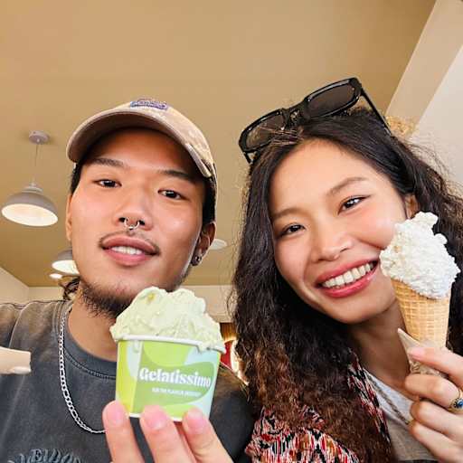 Profile image for pet sitters Natsuki & Shota