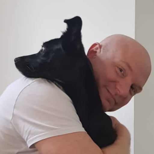 Profile image for pet sitters Benny & Raluca