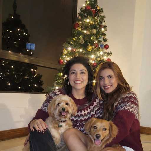 Profile image for pet sitters Angelica & Sabrina