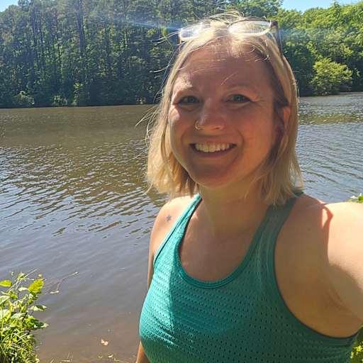 Profile image for pet sitter Ashley