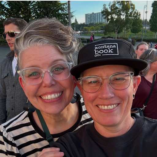 Profile image for pet sitters Chelsia & Charlie