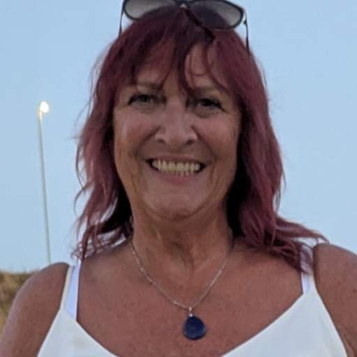 Profile image for pet sitter Caroline