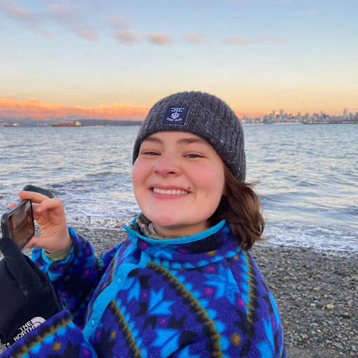 Profile image for pet sitter Olivia