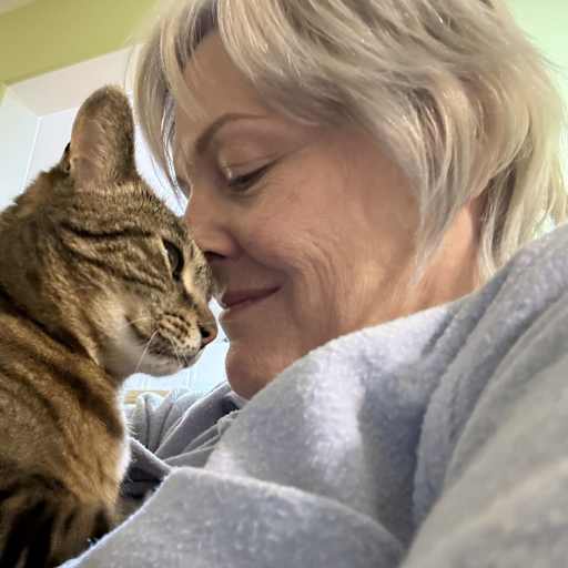 Profile image for pet sitter Suzanne