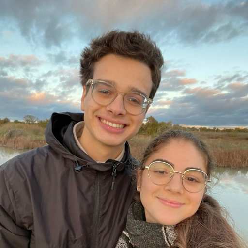Profile image for pet sitters Eloise & Antoine