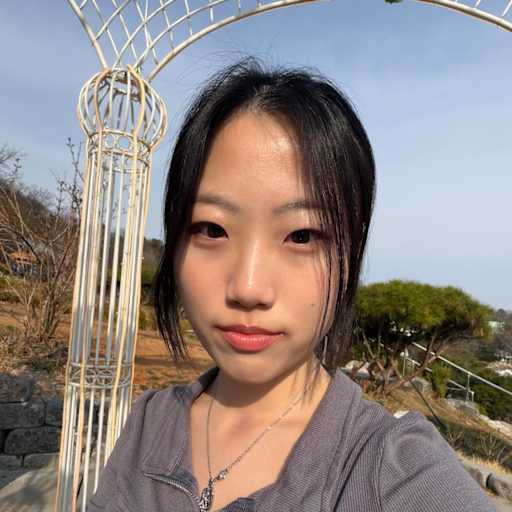 Profile image for pet sitter Yuna